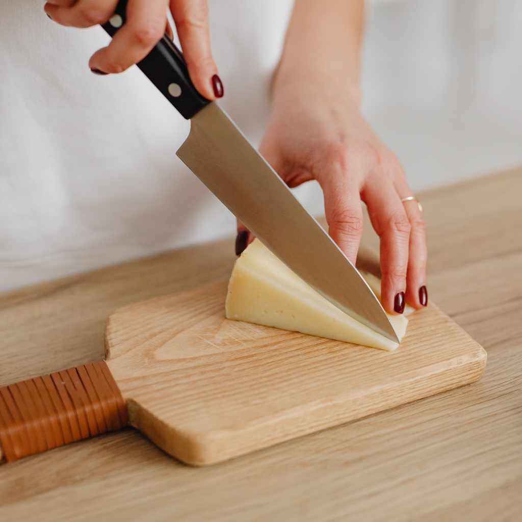 How to Sanitize a Wooden Cutting Board